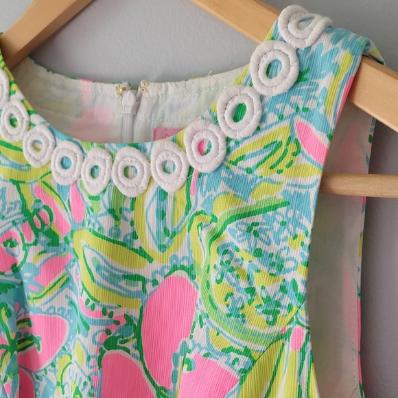 Lilly Pulitzer Pink and Green Floral Sleeveless Sheath Dress Size 00 - Picture 3 of 4